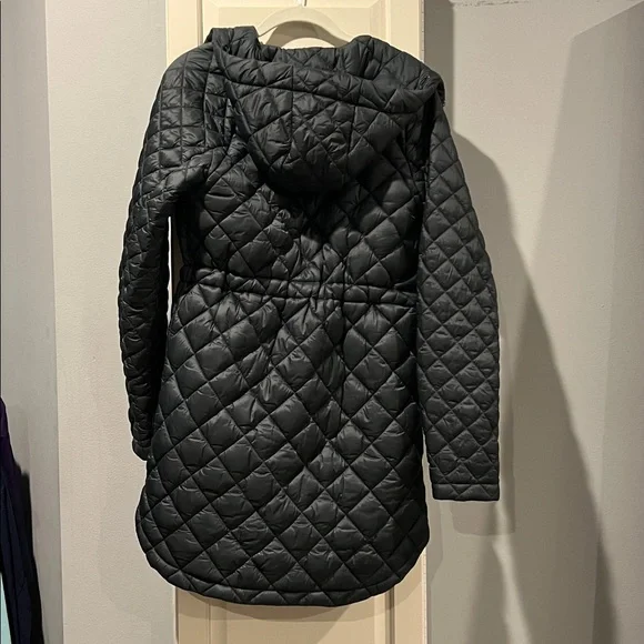 Athleta Dark Gray Quilted Puffer Jacket with Hood - Picture 2 of 3